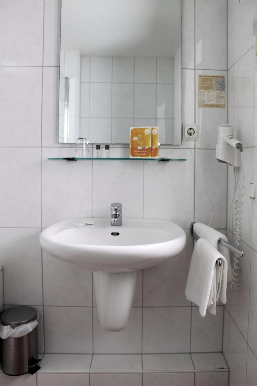 Akazienhof Hotel & Brauhaus Köln Eksteriør billede